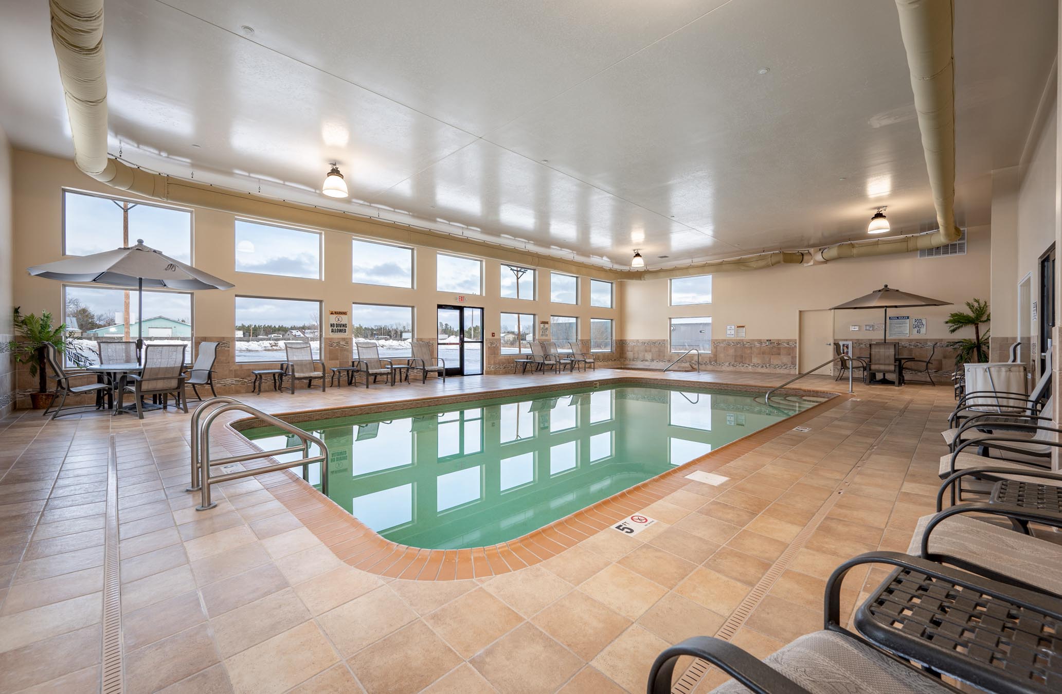 An indoor swimming pool